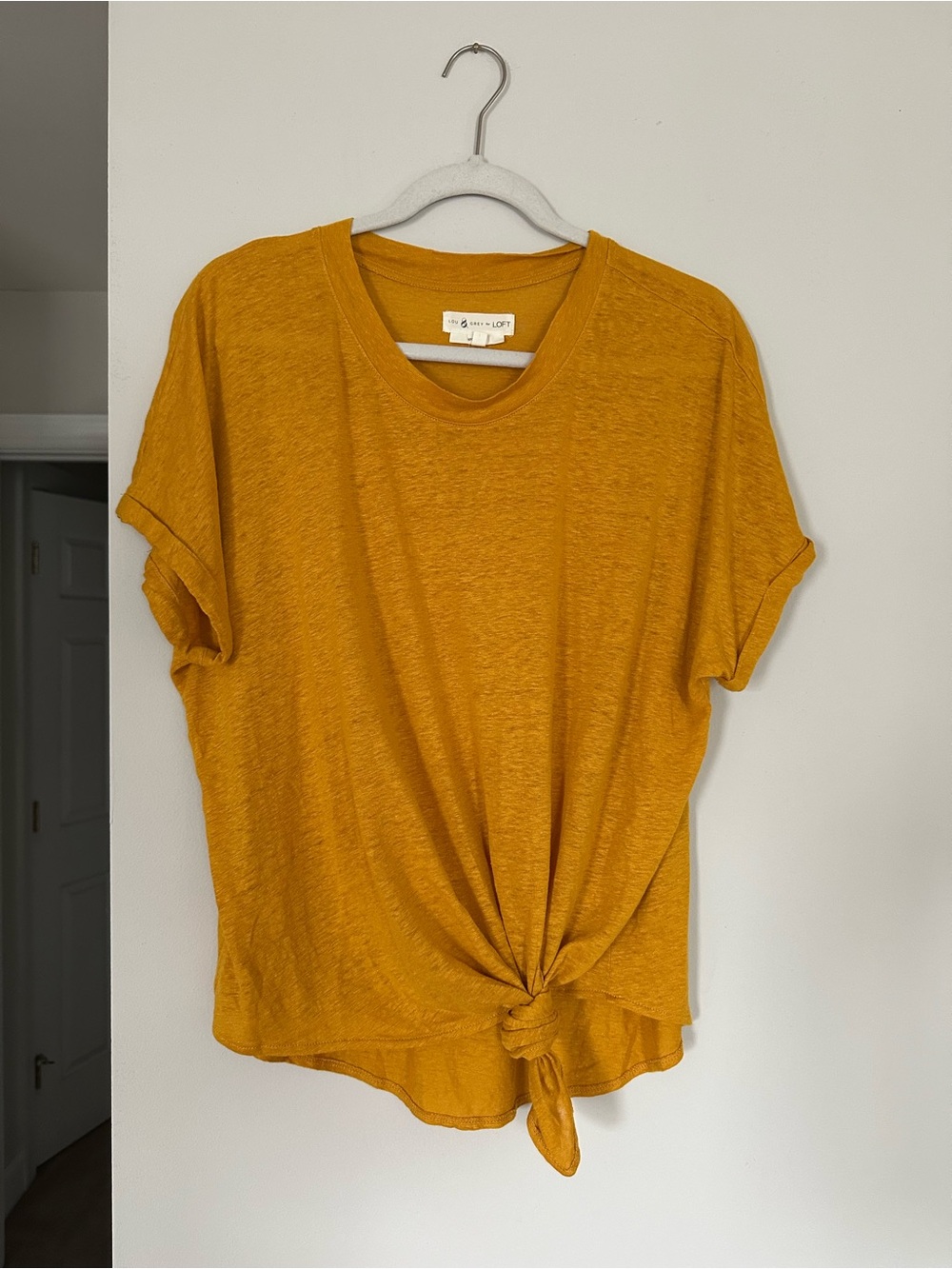 Lou & Grey 100% Linen Mustard Tie-Front Tee